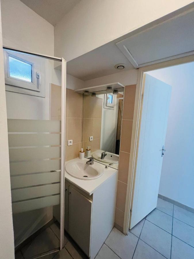 Апартаменты Studio Le 2, Free Parking, Free Wifi, Transports Ним Экстерьер фото