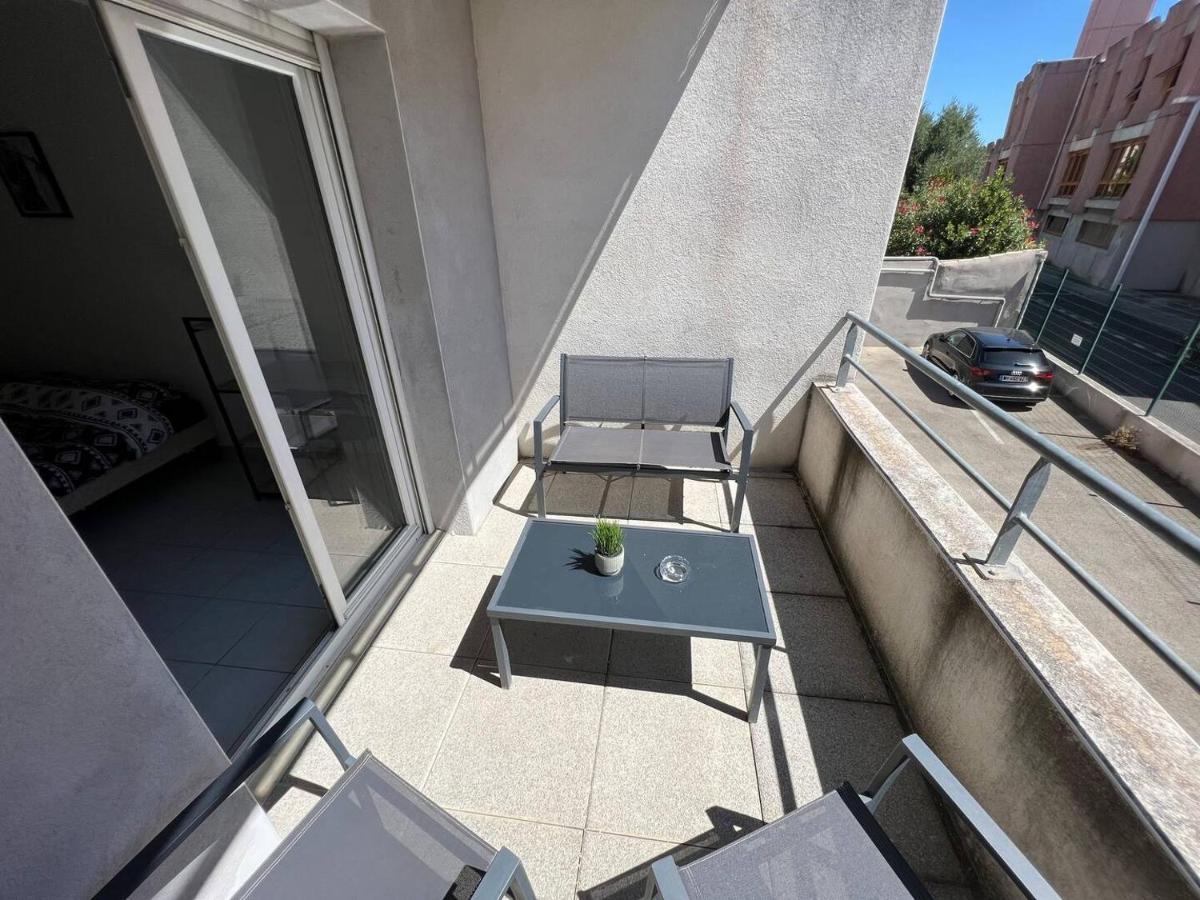 Апартаменты Studio Le 2, Free Parking, Free Wifi, Transports Ним Экстерьер фото